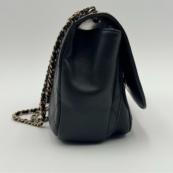 (SOLD) Chanel 19B Veau Grain Black Flap Bag W Gold (Full Set W Receipt & Tags) - Picture 8 of 16